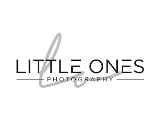 Little Ones Photography logo design by dewipadi