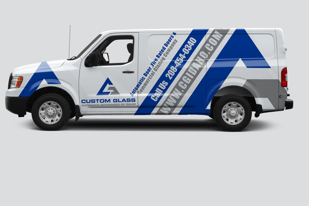 Custom Glass, Inc. logo design by aamir