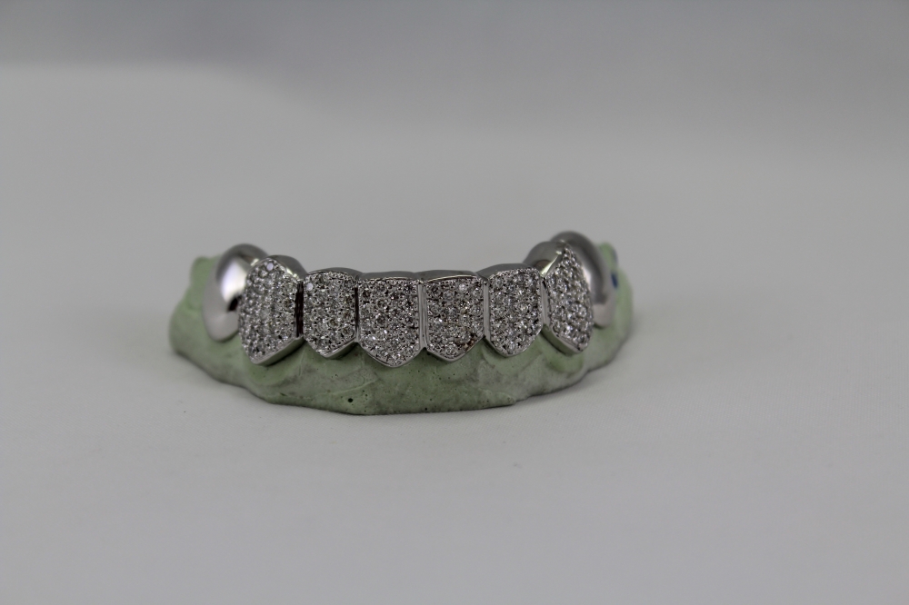 Diamond Gold Grillz logo design