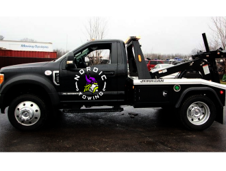 Nordic Towing logo design by SOLARFLARE