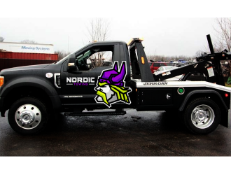 Nordic Towing logo design by SOLARFLARE