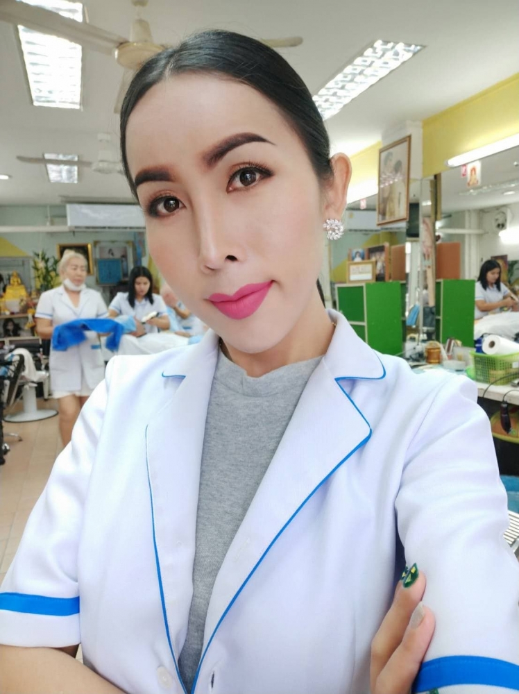 NIN BARBER - PATTAYA logo design - 48hourslogo.com