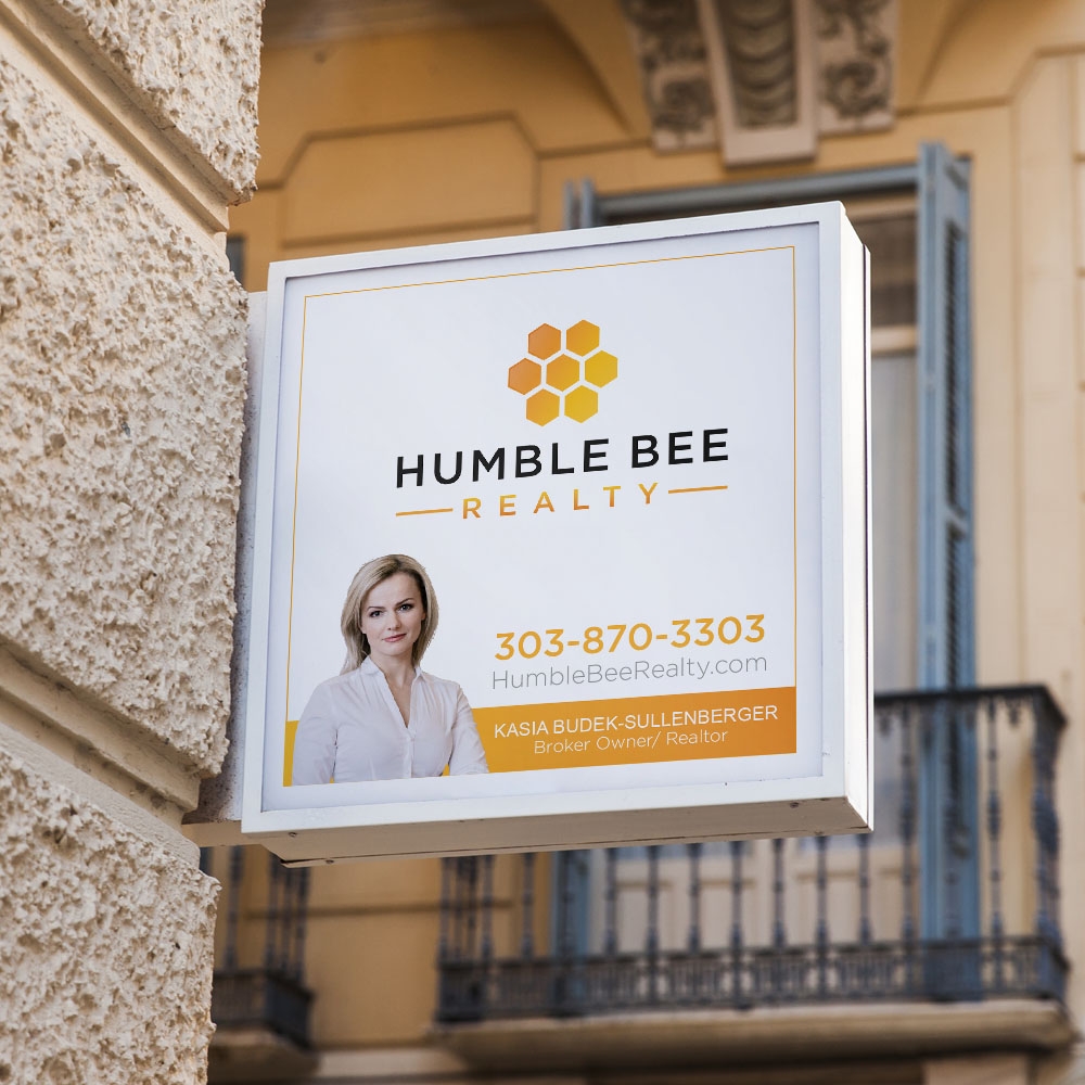 Humble Bee Realty logo design by jhon01