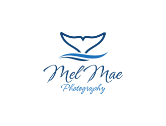 Mel Mae Photography logo design by RIANW